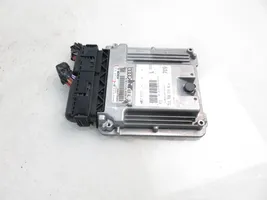 Audi A4 S4 B8 8K Variklio valdymo blokas 0281016572