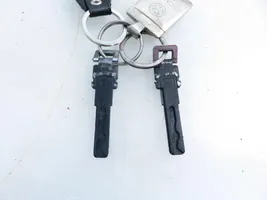 Volkswagen PASSAT CC Ignition lock 