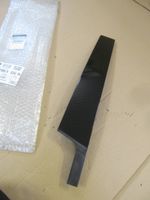 Renault Megane III Rivestimento modanatura del vetro della portiera anteriore 802840010R