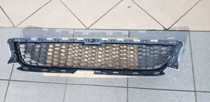 Chevrolet Captiva Front bumper upper radiator grill 