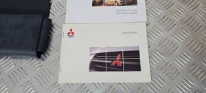 Mitsubishi Pajero Omistajan huoltokirja 