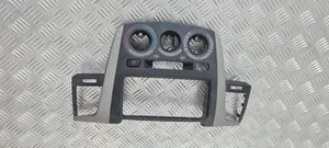 Toyota Hilux (AN10, AN20, AN30) Ramka deski rozdzielczej 