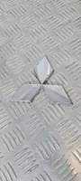 Mitsubishi L200 Logo, emblème de fabricant 