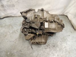 Volvo S60 Manuaalinen 6-portainen vaihdelaatikko 30751041