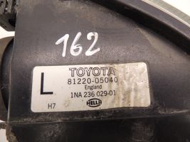 Toyota Avensis T220 Priešrūkinis žibintas priekyje 8122005040