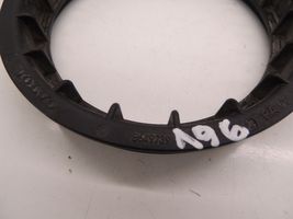 Volvo S60 Anello/dado di bloccaggio della vite della pompa del carburante nel serbatoio 8649739