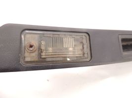 Audi A6 S6 C6 4F Lampa oświetlenia tylnej tablicy rejestracyjnej 