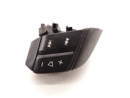 Volvo S60 Pulsanti/interruttori sul volante 8685484