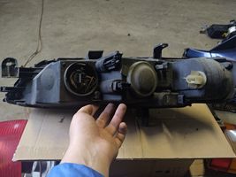 Opel Vectra B Lampa przednia 39340508