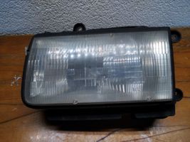 Isuzu Rodeo Lampa przednia 1AJ935186