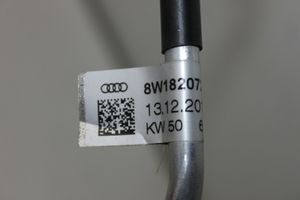 Audi A4 S4 B9 Wąż / Przewód klimatyzacji A/C 8W1820720F