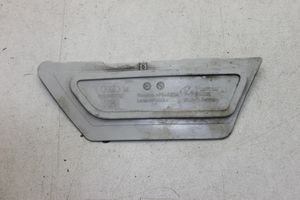 Audi A4 S4 B9 Odblask przedni 8W0945072