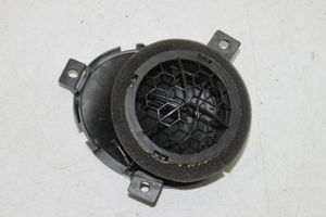 Nissan Juke I F15 Copertura griglia di ventilazione laterale cruscotto 68761