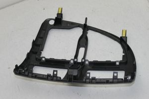 Toyota Avensis T270 Verkleidung Armaturenbrett Cockpit Mitte 5567005100