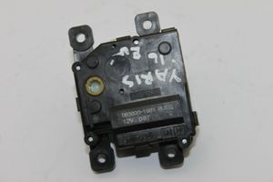 Toyota Yaris Oro sklendės varikliukas 0638001981PLS