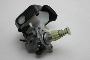 Audi A4 S4 B9 Główny cylinder hamulca 8W0611367