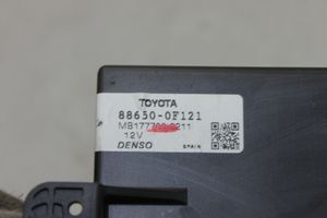 Toyota Verso Ilmastointi-lämmityslaitteen ohjausjärjestelmä 886500F121