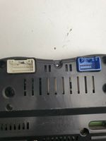 Toyota Avensis T250 Compteur de vitesse tableau de bord 8380005570H