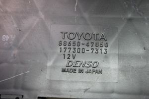 Toyota Prius (XW20) Sterowania klimatyzacji / Ogrzewania 8865047050