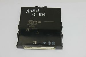 Toyota Auris 150 Moduł / Sterownik systemu uruchamiania bezkluczykowego 8999002380