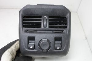 Citroen DS5 Aizmugurējā gaisa - ventilācijas reste 9670771377