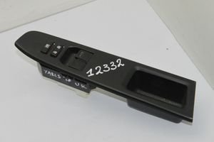 Toyota Yaris Interrupteur commade lève-vitre 742310D72