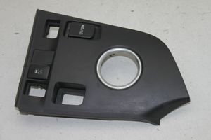 Toyota Auris E180 Przycisk / Włącznik hamulca ręcznego 5882102890