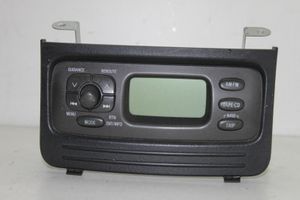 Toyota Yaris Verso Radio/CD/DVD/GPS-pääyksikkö 8611052030C0