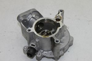 Audi A3 S3 8V Alipainepumppu 06K145100B