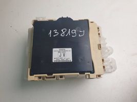 Toyota Auris E180 Fuse box set 8922102331