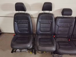 Volkswagen Touareg II Set di rivestimento sedili e portiere 