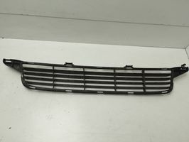 Toyota Avensis T270 Etupuskurin alempi jäähdytinsäleikkö 5511205080