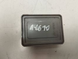 Toyota Avensis T270 Light washer relay 8594220030