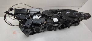 Audi Q7 4M Montaje de la caja de climatización interior 4M0820004