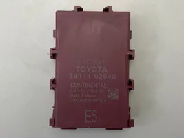 Toyota Corolla E210 E21 Módulo de control Gateway 8911102040