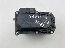 Toyota Yaris Przepustnica elektryczna 2203047010