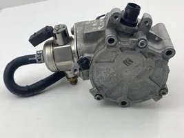 Audi A4 S4 B9 Alipainepumppu 06K145100AB