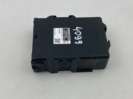 Toyota Prius+ (ZVW40) Comfort/convenience module 8953576010