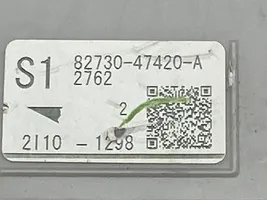Toyota Prius+ (ZVW40) Modulo fusibile 8273047420A