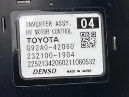 Toyota RAV 4 (XA50) Jännitteenmuunnin/vaihtosuuntaaja G92A042060