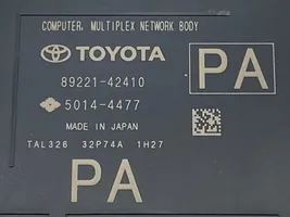 Toyota RAV 4 (XA50) Komforto modulis 8922142410