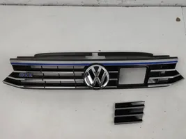 Volkswagen PASSAT B8 Griglia superiore del radiatore paraurti anteriore 3G0853455