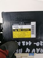 Toyota RAV 4 (XA30) Pavarų dėžės reduktoriaus (razdatkės) varikliukas 8963042010