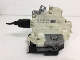 Volkswagen Tiguan Aizmugurē slēdzene 3C4839015A