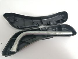 Audi A4 S4 B7 8E 8H Set di attrezzi 8E0012111