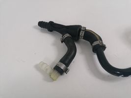 Audi A8 S8 D2 4D Breather/breather pipe/hose 058133753B