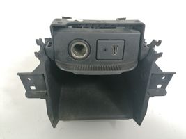 Opel Zafira C USB socket connector 13293521