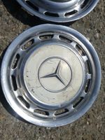 Mercedes-Benz E W123 Mozzo/copricerchi/borchia della ruota R14 1154010324
