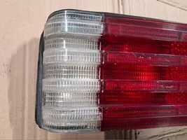 Mercedes-Benz SL R107 Aizmugurējais lukturis virsbūvē 1078201264