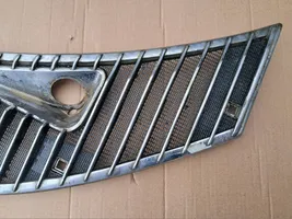 Mercedes-Benz W123 Grille calandre de capot 1238362465